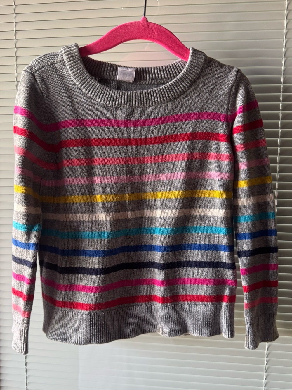 Gap Kids Rainbow Stripe Knit Sweater Gray Girls Size 5 (Fits Small)